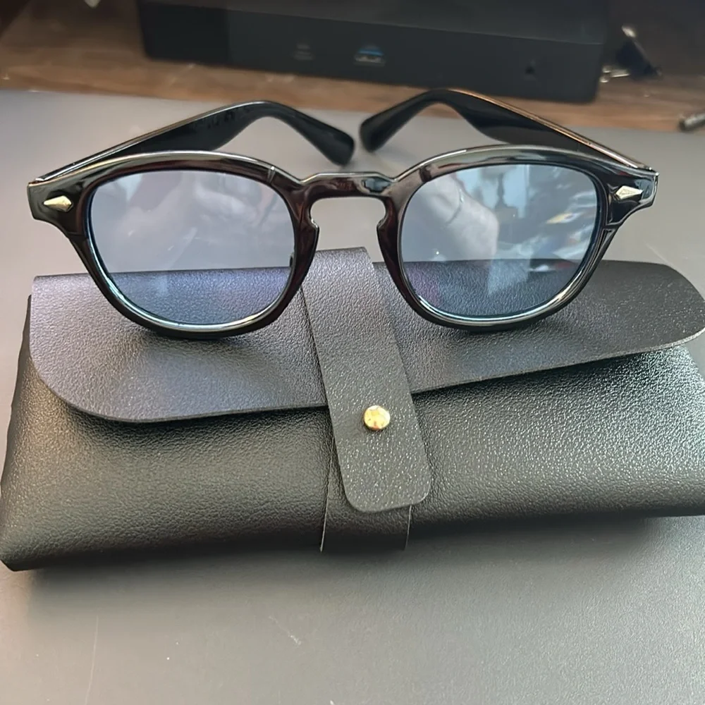SHEIN Mens Retro Keyhole Sunglasses Black Blue Tint Lens NWT
